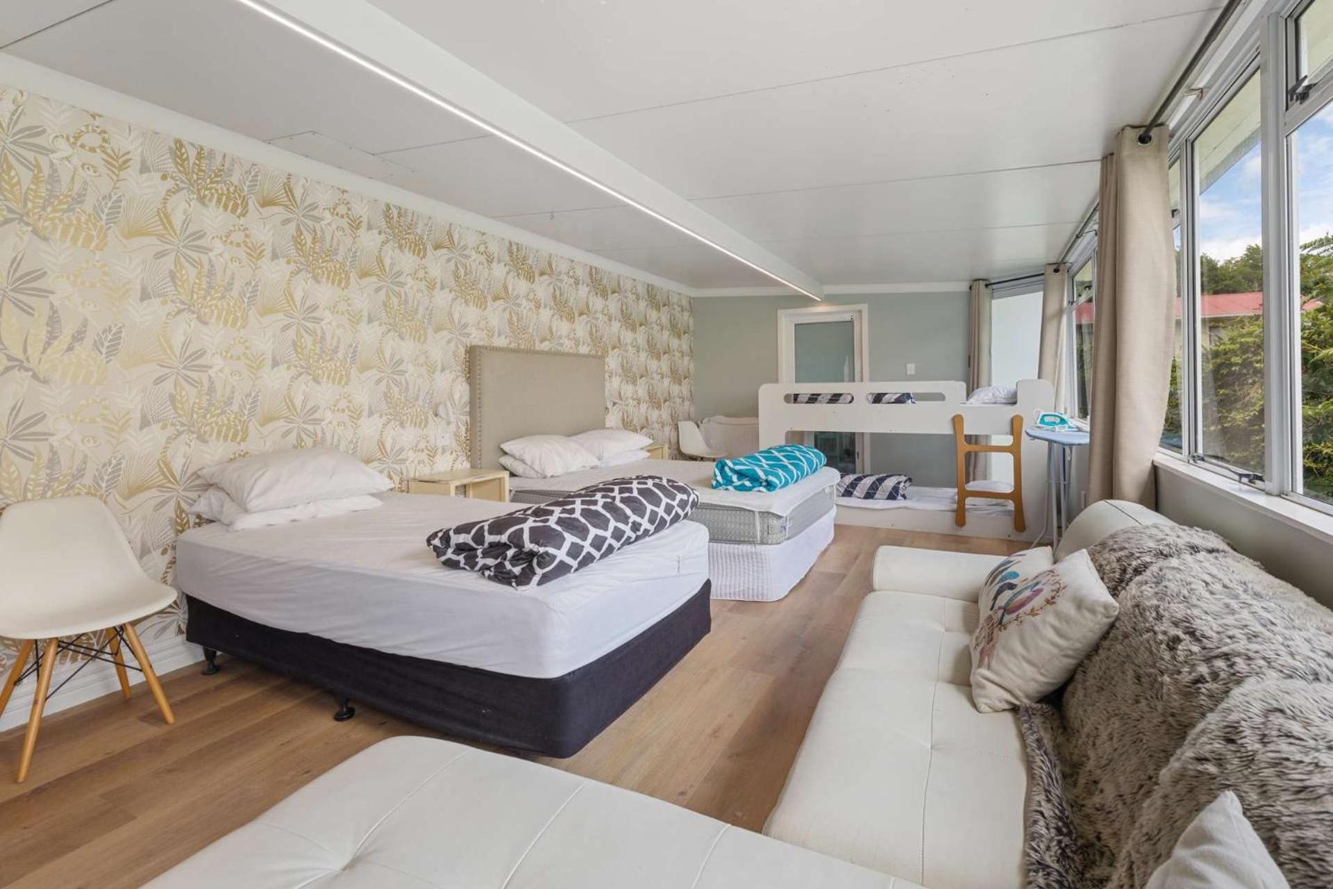 Lakefront Getaway In Rotorua Bagian luar foto